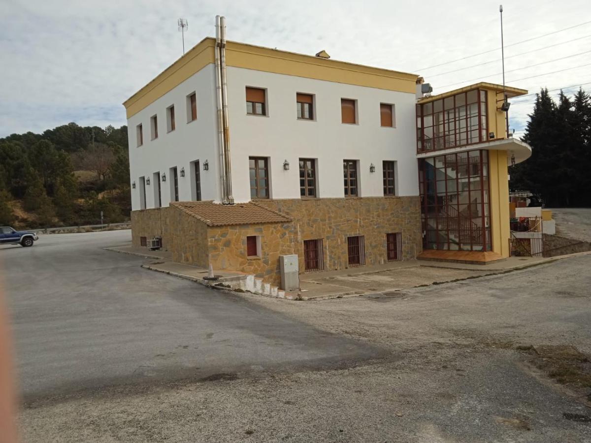 Parauta Apartamentos Refugio Del Viajero מראה חיצוני תמונה
